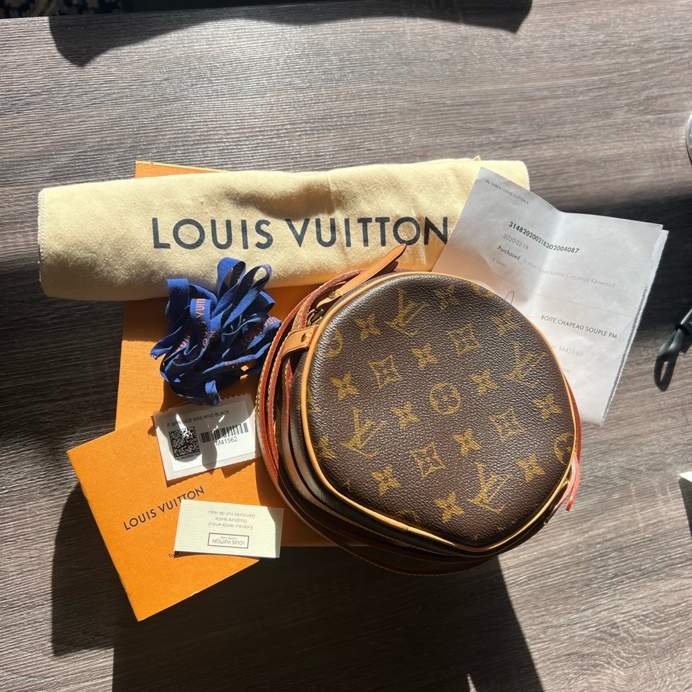 Louis Vuitton Boite Chapeau Souple PM